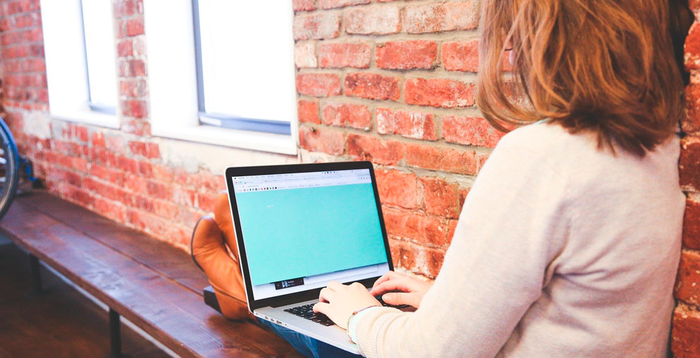 Cuál fue el impacto de la Tercera Revolución Industrial en la educación